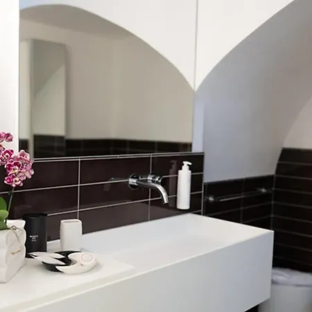 Vetera Luxury Home- Casa Forno 1638 4* Tropea